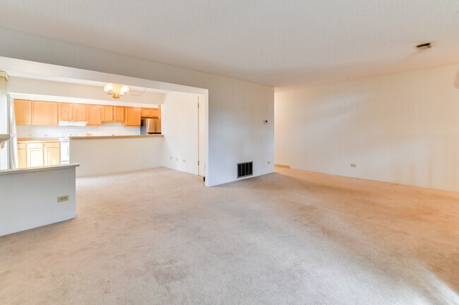 Building Photo - 2899 S Locust St