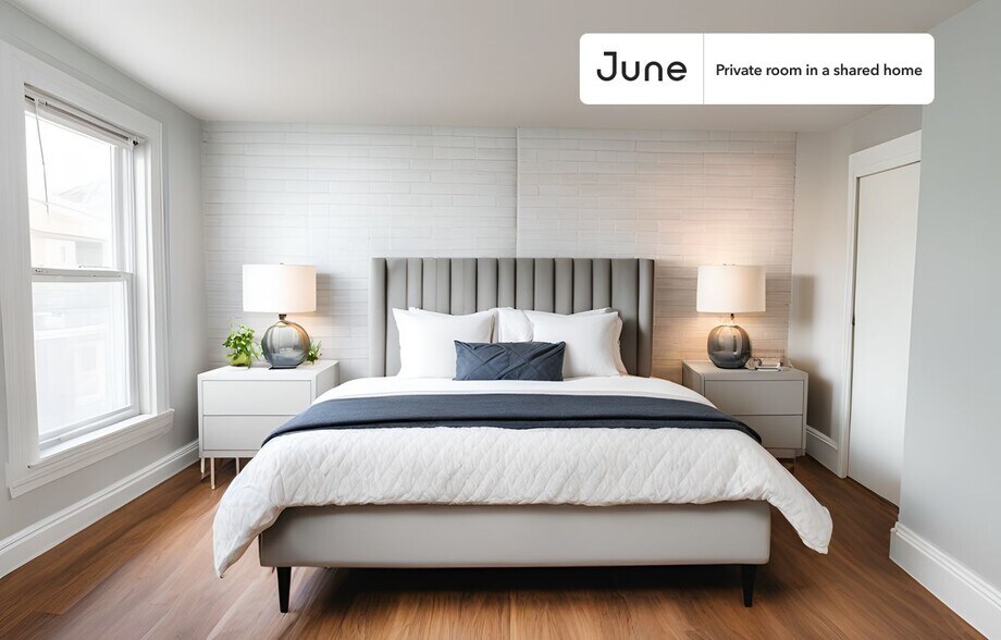 Primary Photo - Room in Shared 3 bed/1 bath home