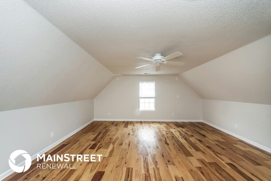 Building Photo - 4560 Cedar Ridge Cove