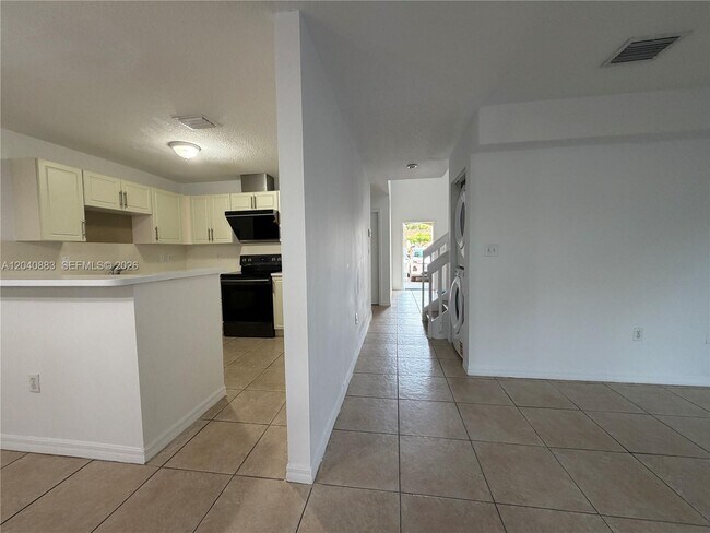 Building Photo - 7245 NW 173rd Dr