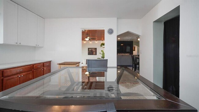 Building Photo - 4739 Baywood Point S