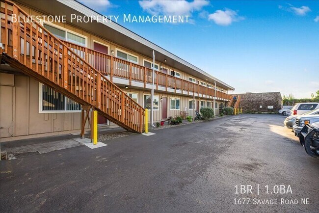 Building Photo - 1677 Savage Rd NE