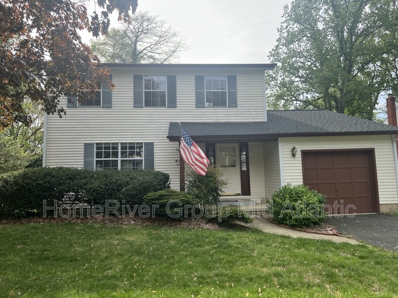 Building Photo - 926 Marine Dr