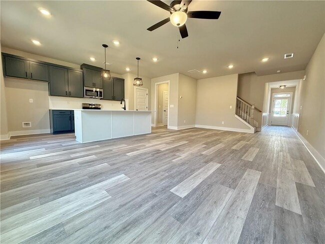 Building Photo - 5704 Urban Vlg Wy