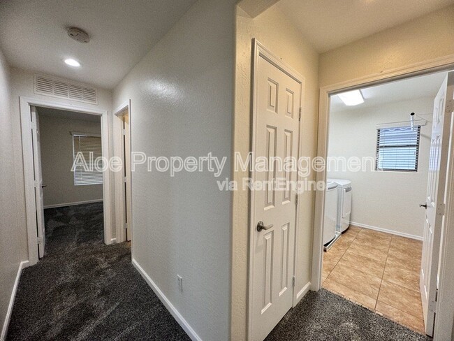 Building Photo - 14141 N 136th Ln