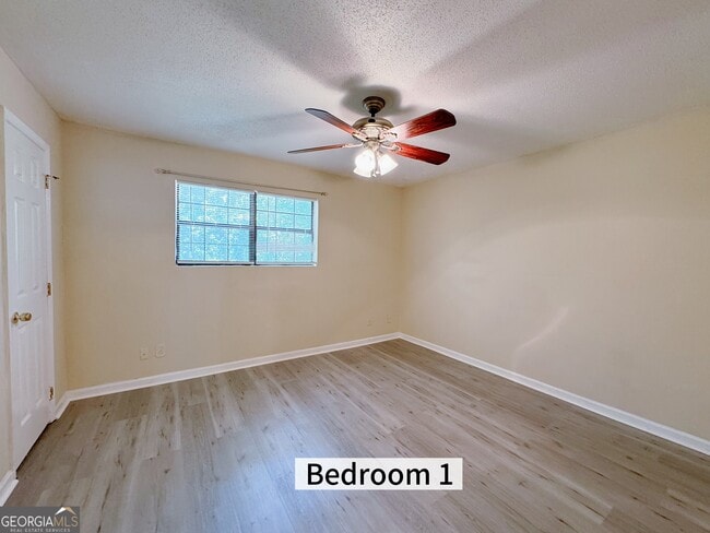 Building Photo - 2493 Hidden Cove Ct