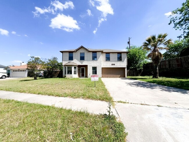 Building Photo - Available NOW!!!! Gorgeous 2 story, 3 bedroom, 2.5 bath, 2 car garage home with garage door opene...