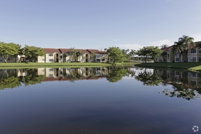 Building Photo - Isles at Lago Mar