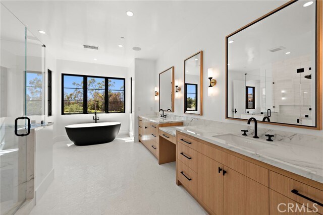 Building Photo - 1700 Port Manleigh Cir