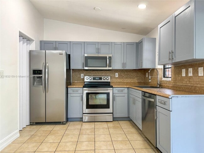 Building Photo - 13983 SW 280th Terrace