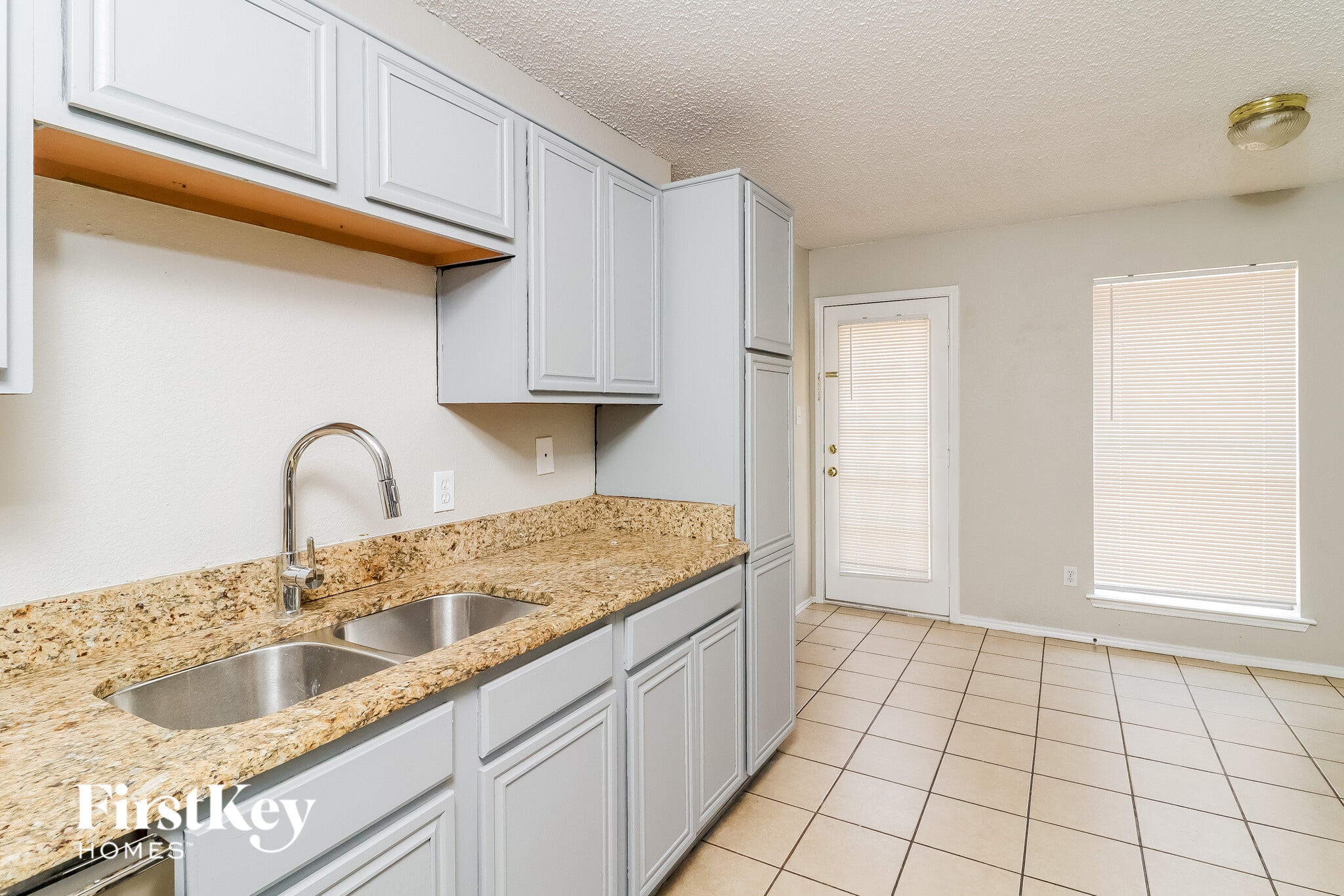 Building Photo - 7213 Ashbourne Way