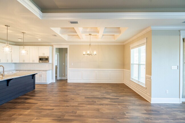 Building Photo - 165 Benoit Cir