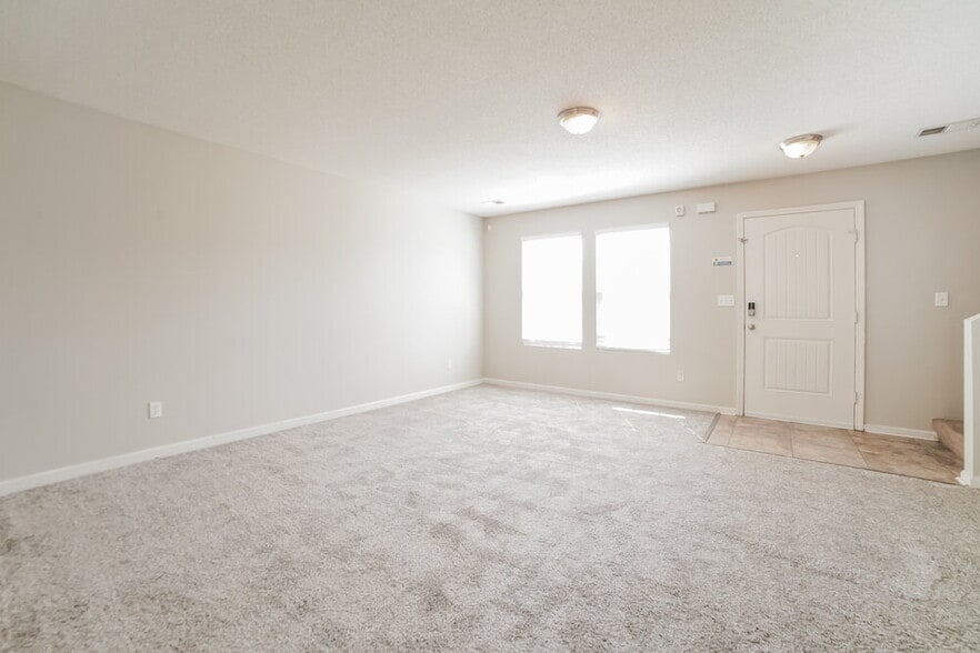 Building Photo - 10038 Chariden Dr