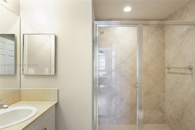 Building Photo - 2080 S Ocean Dr