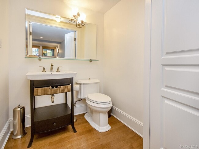 Building Photo - 290 8th Ave