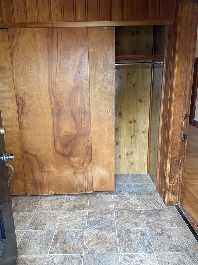 mud room - 206 S Higbee St