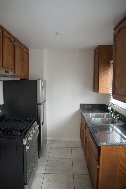 Building Photo - 4600 Catalpa St