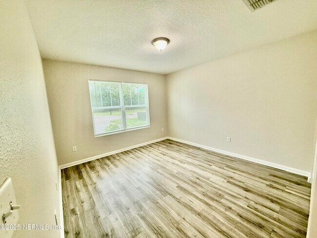 Building Photo - 9109 Western Way