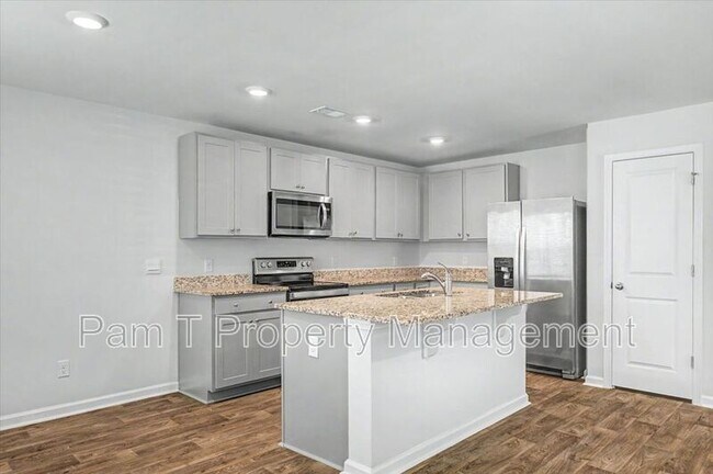 Building Photo - 140 Birch Cir