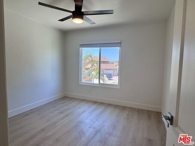 Building Photo - 2863 Carmar Way