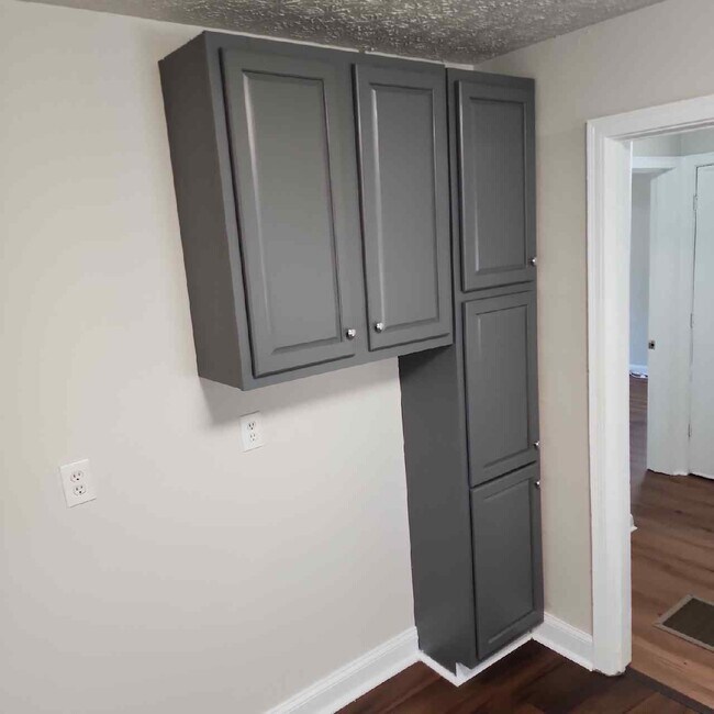 Building Photo - 1018 Navaho Pl