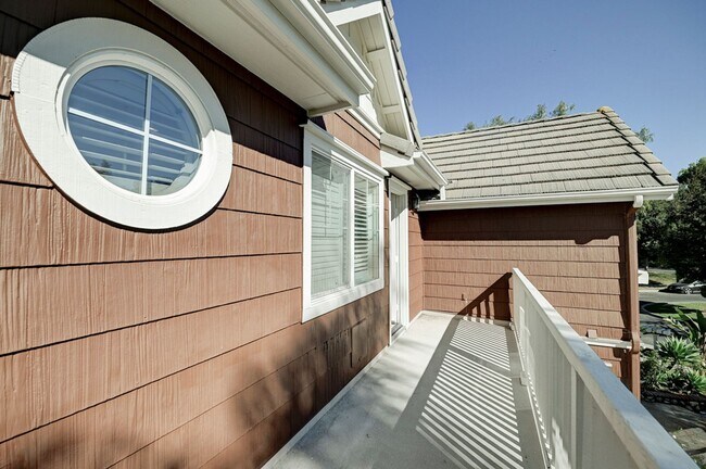 Building Photo - Amazing LARGE home in Ladera Ranch!