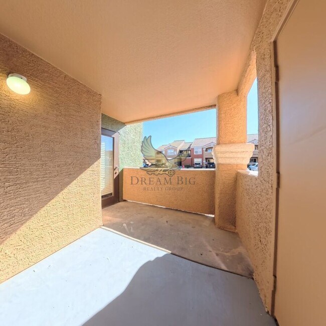 Building Photo - 8101 W Flamingo Rd