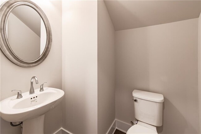 Building Photo - 1239 Waterfall Ct