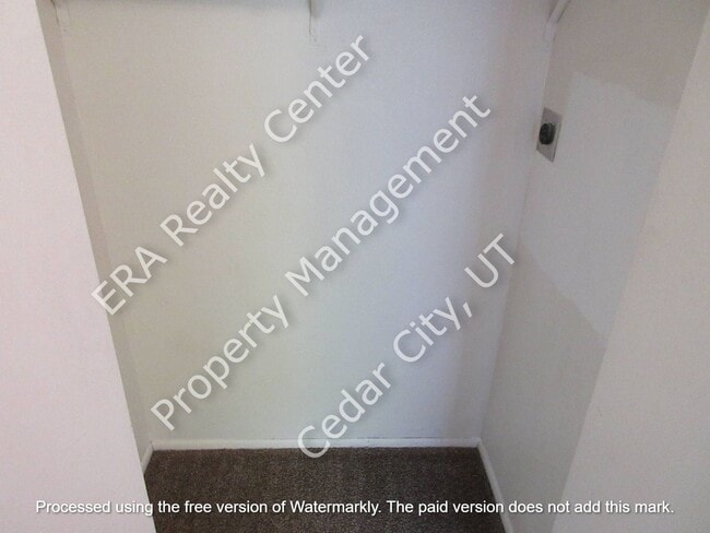 Building Photo - Move-In Discount - 2 bedroom, 1.5 bathroom, 2 Story Apartment