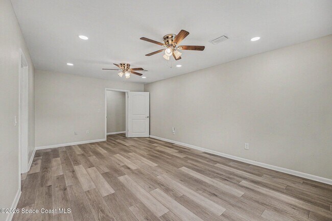 Building Photo - 20 Hardee Cir N