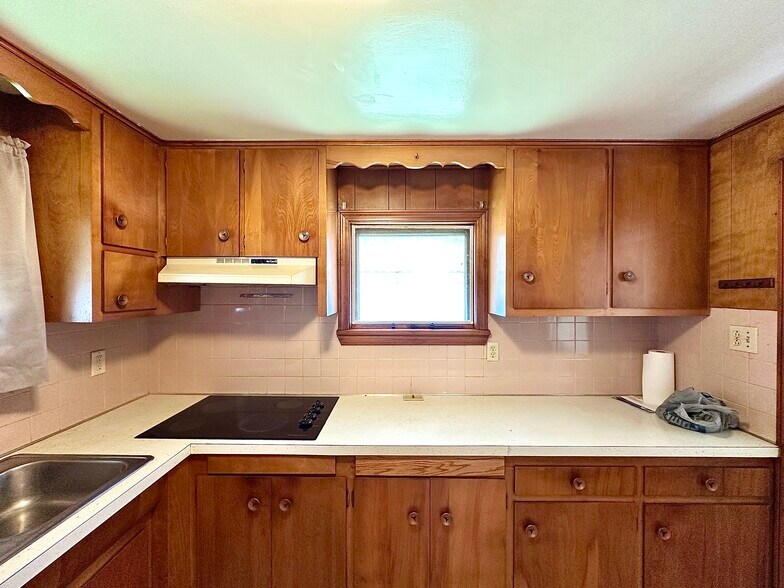 Building Photo - 1112 Williams St