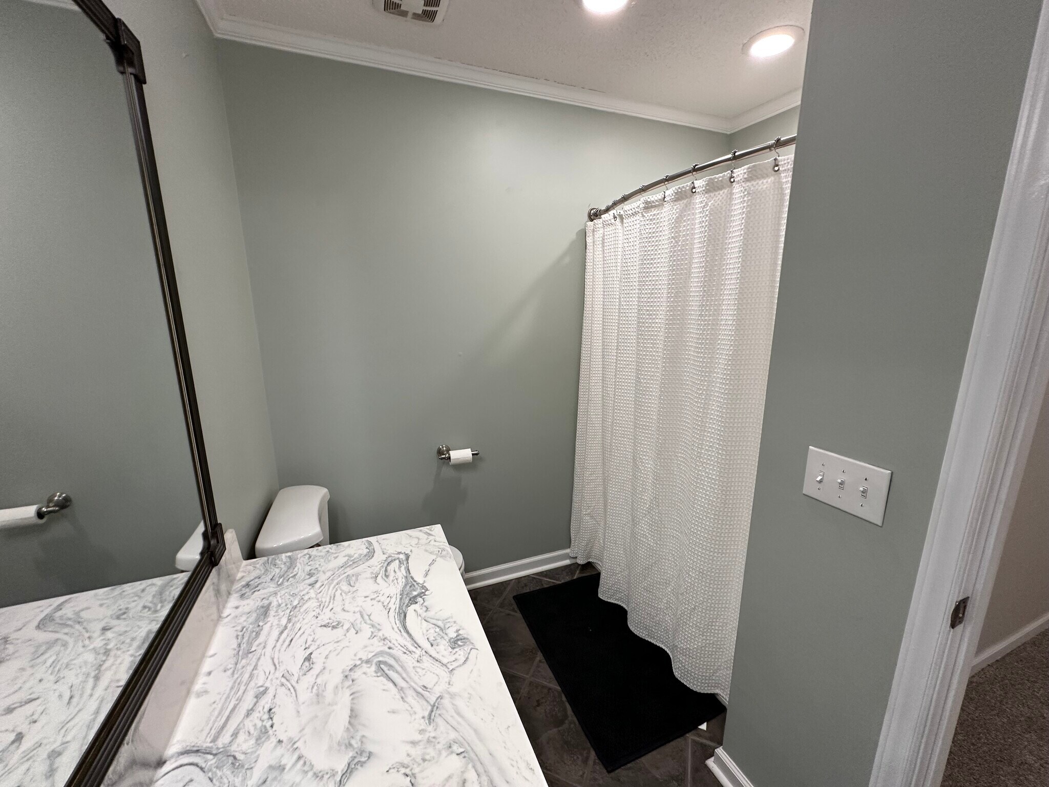 Building Photo - 1350 Maple Shade Lane