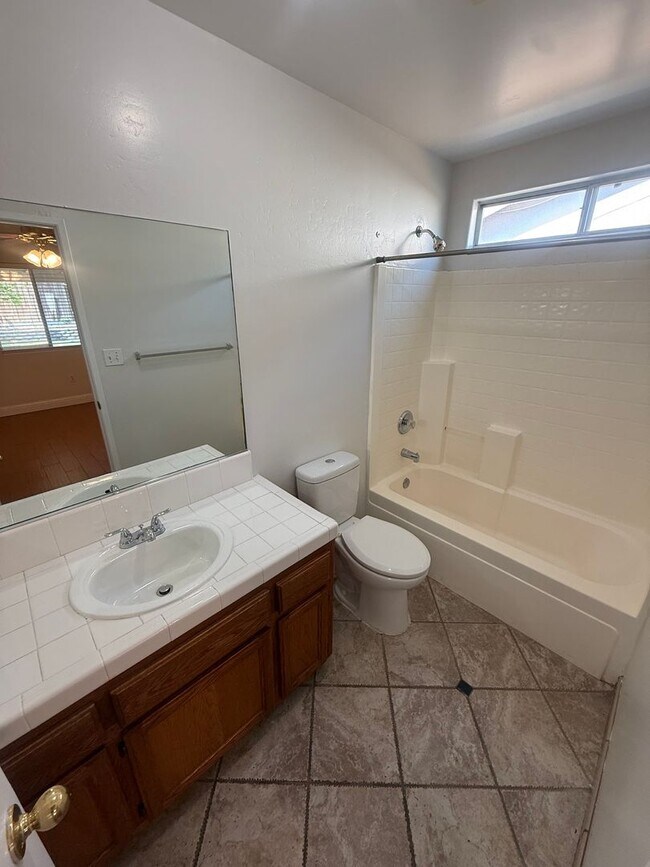 Building Photo - charming 3-bedroom, 2-bath home