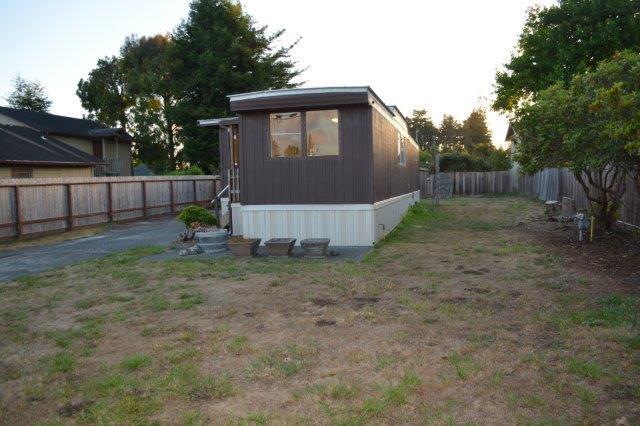 Building Photo - Sweet in-town mobile, very cute 1 bedroom
