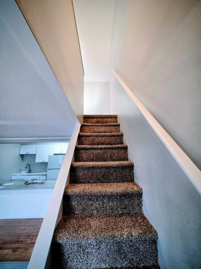 Building Photo - 4157 Reliance St