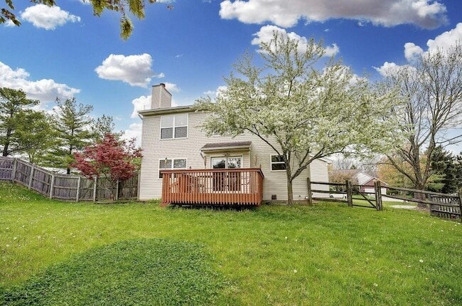 Building Photo - 6377 Willow Ln