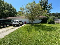 Building Photo - 57-63 John