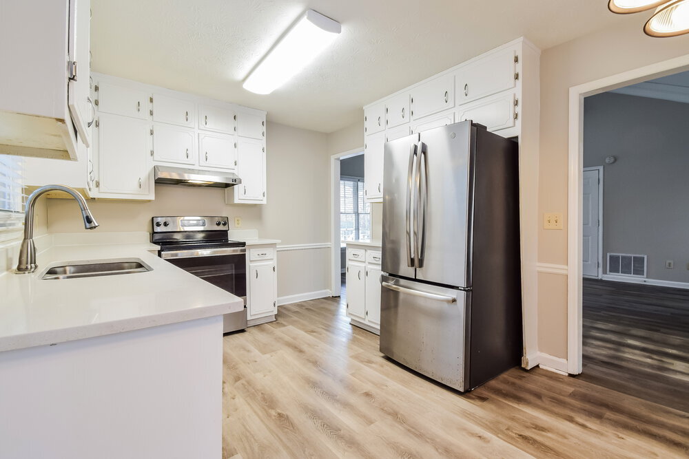Building Photo - 1111 Realm Ln