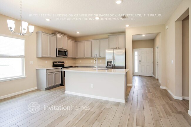 Building Photo - 11381 Oyster Creek Rd