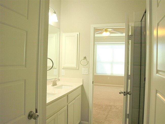 Building Photo - 213 Parable Cove