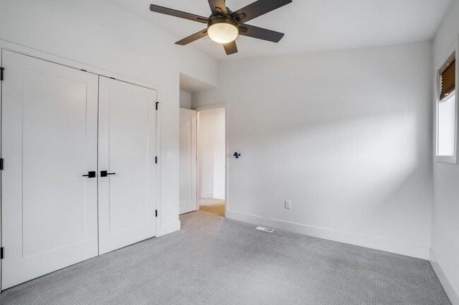 Building Photo - Beautiful 3 Bed, 3 Bath Rental Home in Bre...