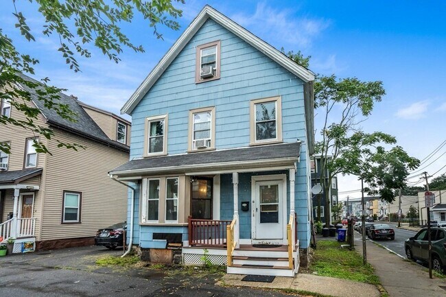 Building Photo - 5 Gordon Pl