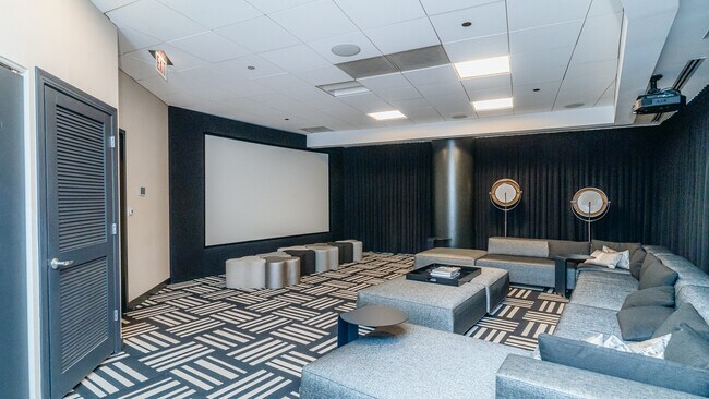 Building Photo - 1201 S Prairie Ave