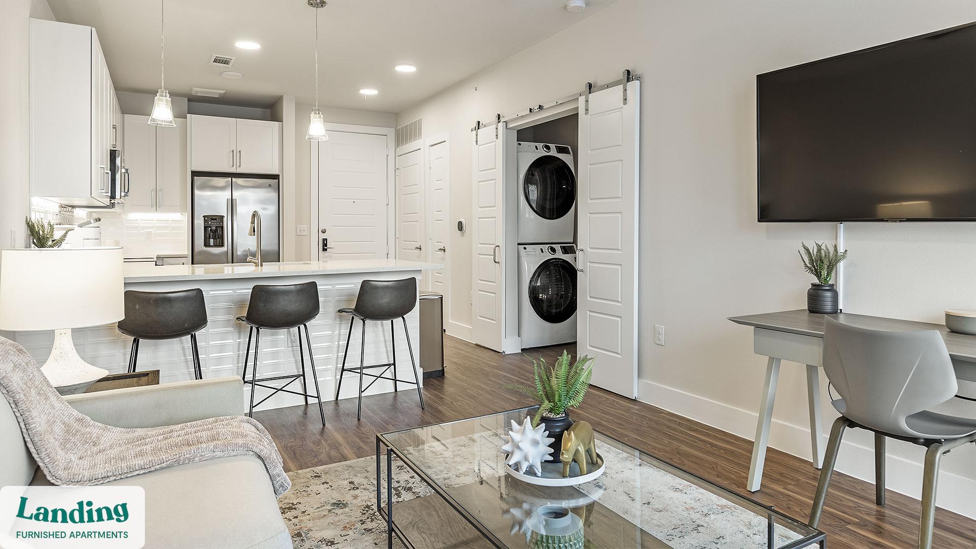 Building Photo - 15950 Chase Hill Blvd