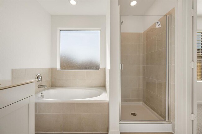 Building Photo - 1407 Hermosa Gdns