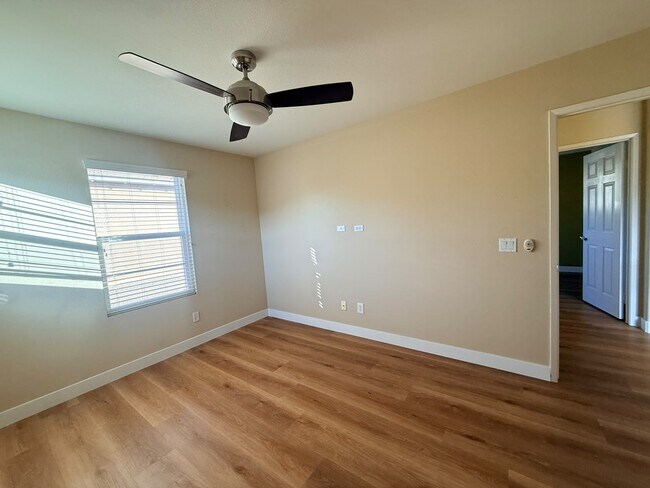 Building Photo - 1824 Wolf Canyon Loop