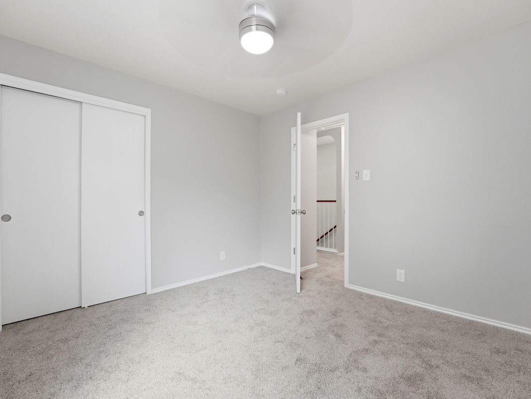 Building Photo - 9127 Spiral Woods