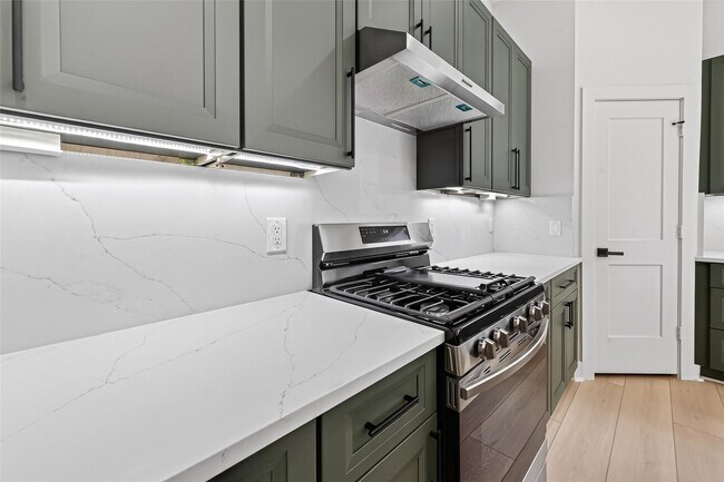 Building Photo - 971 Highland Lgt Ln