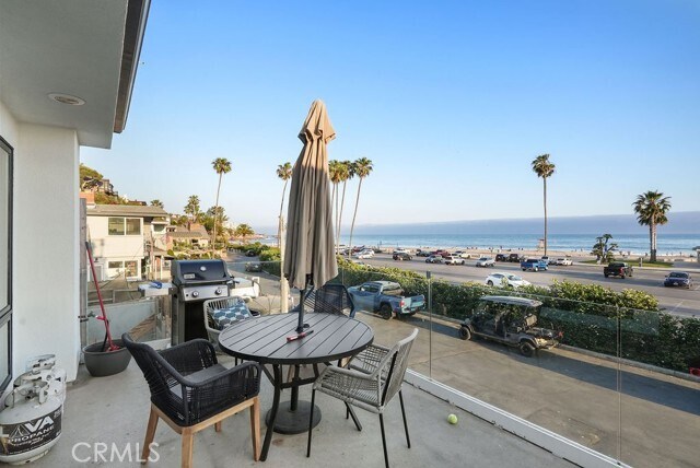 Building Photo - 3036 Breakers Dr