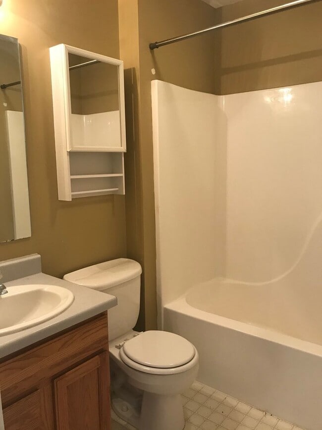 Building Photo - 3305 Laredo Dr